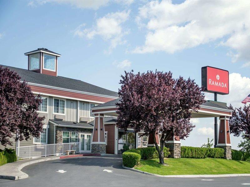 Ramada By Wyndham Moses Lake Εξωτερικό φωτογραφία